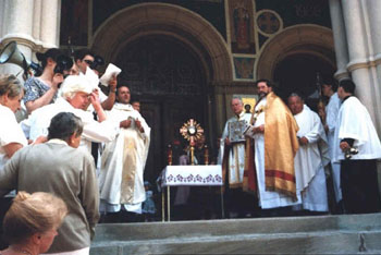 Altar 3 St. Nicholas Ukrainian Catholic Church (c) AHGunkel 1999