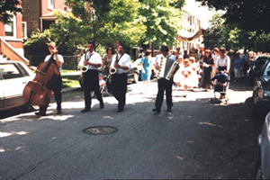 Gwiazda Orchestra Leads on Oakley Blvd @ A& D Gunkel 1999